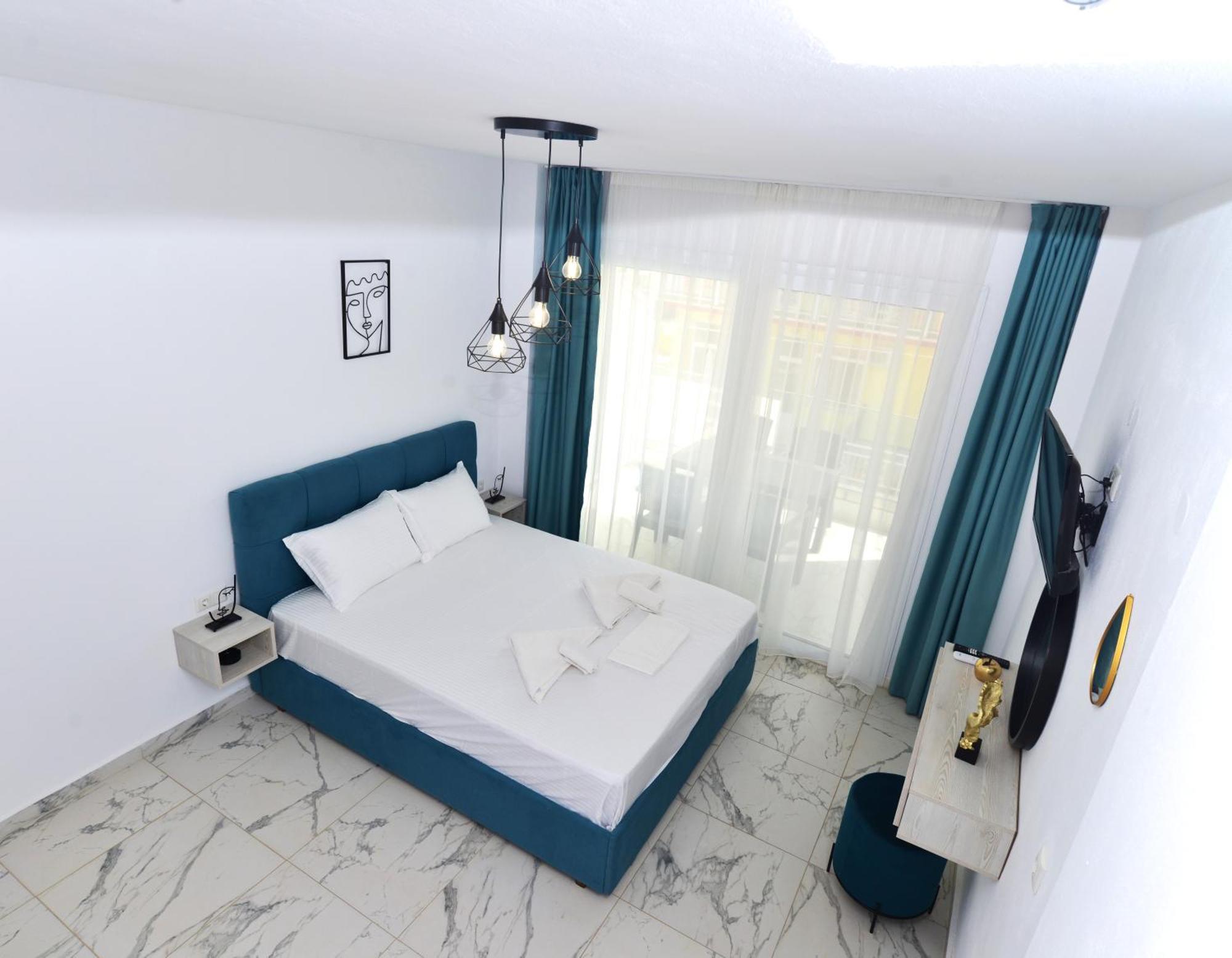 Emerald Apartament *